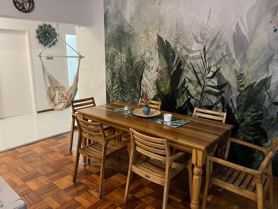 2 Bedroom Property for Sale in Sea Point Western Cape
